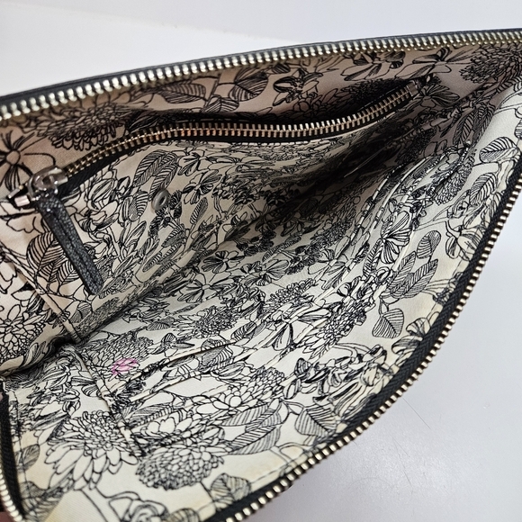 Vera Bradley Mallory Genuine Leather RFID Wristlet Bag Clutch Lotus Blooms Black - Picture 7 of 8